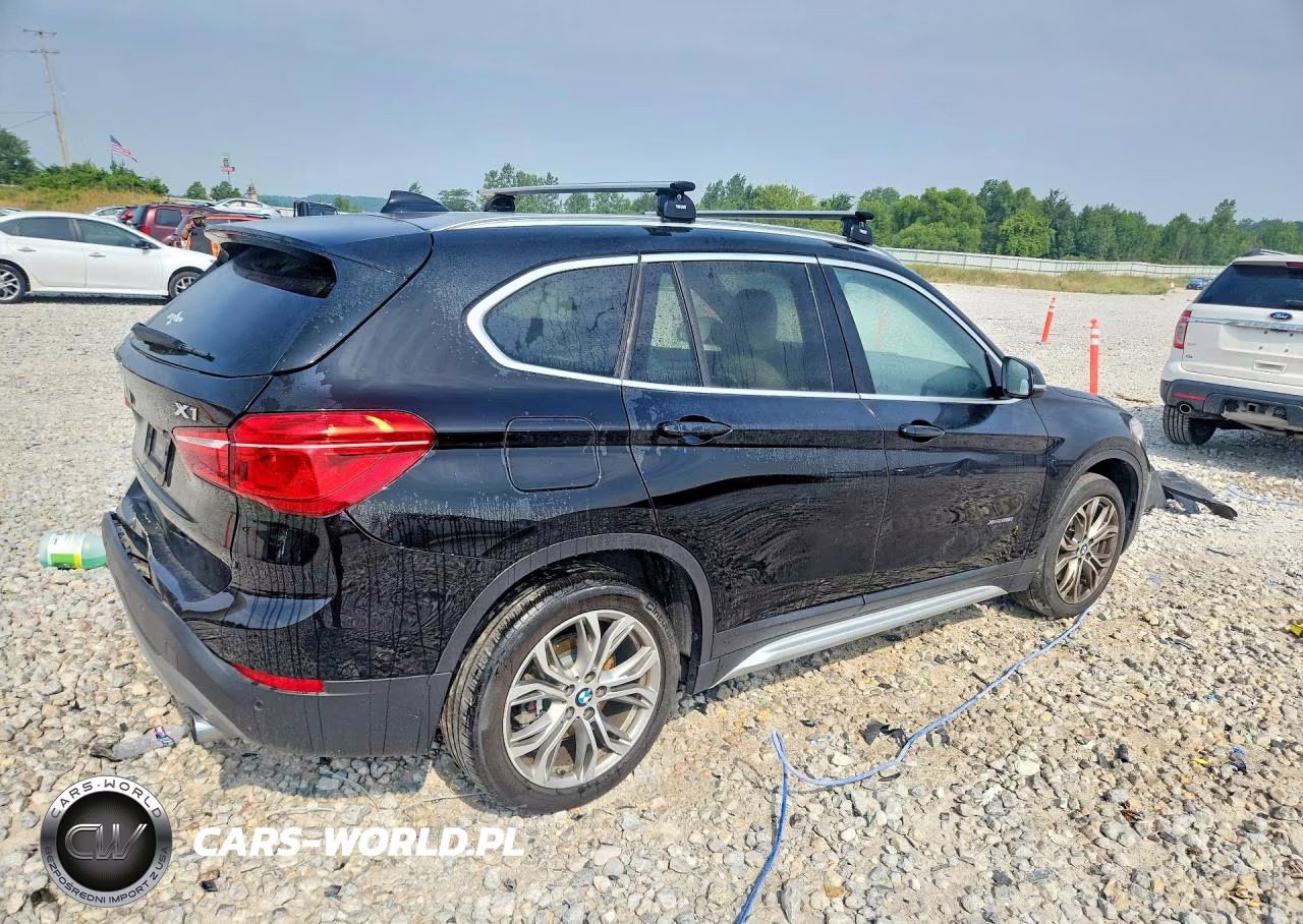 2017 BMW X1 xDrive28I VIN:WBXHT3C36H5F80022 - 3