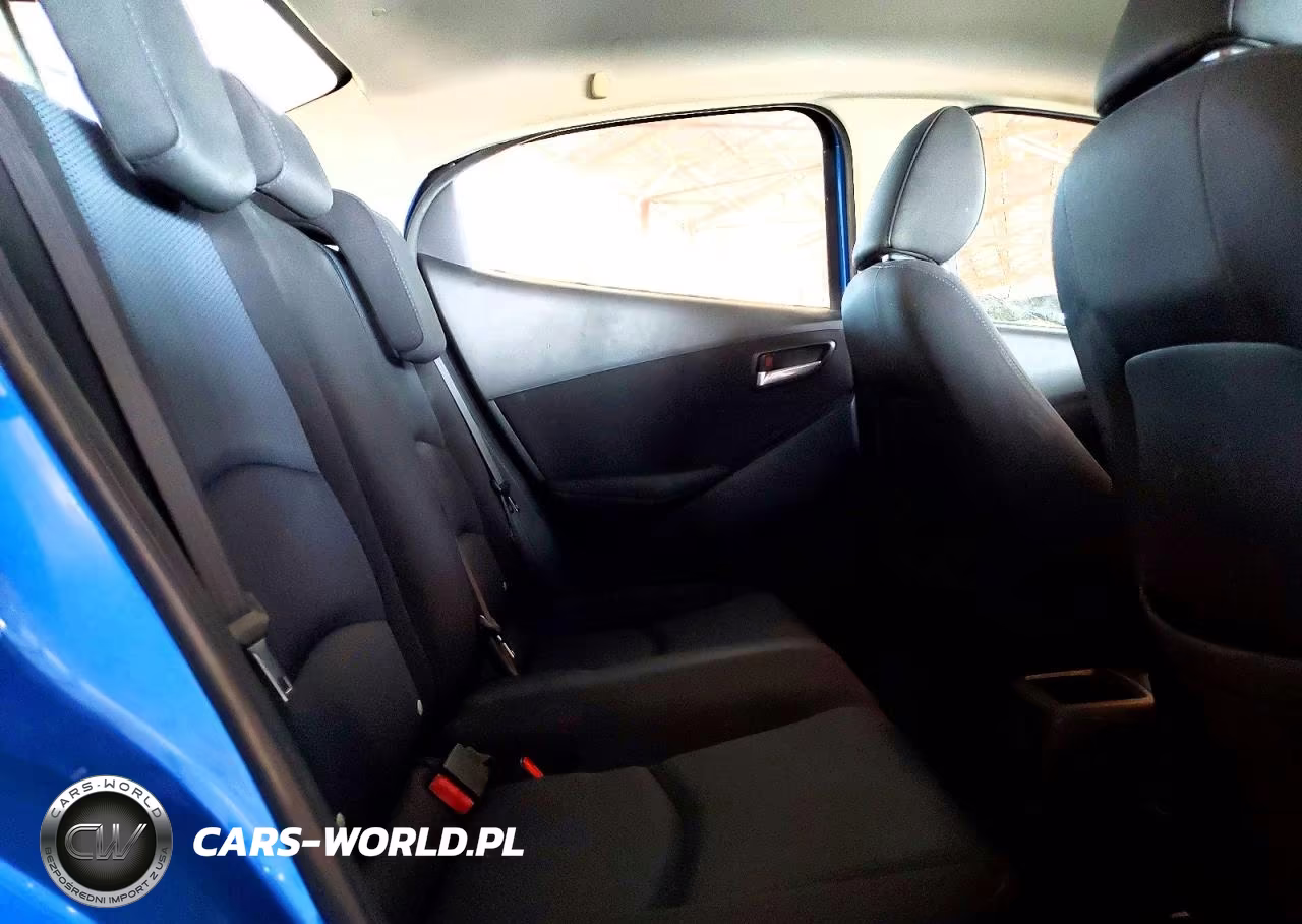 2017 Toyota Yaris Ia Base VIN:3MYDLBYV4HY182308 - 10