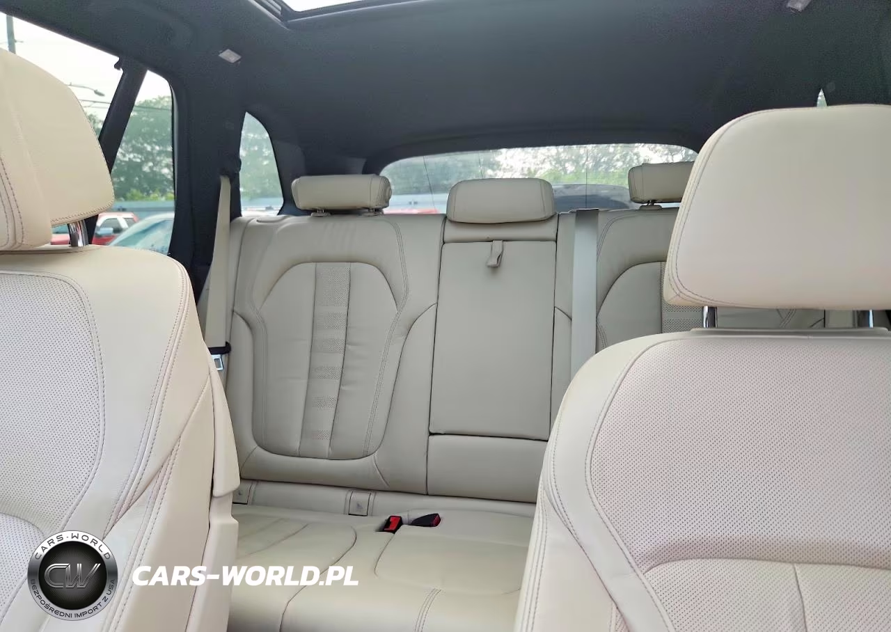 2019 BMW X5 xDrive50I VIN:5UXJU2C59KLN65553 - 10