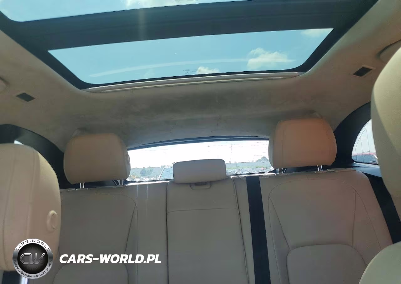 2019 Jaguar F-Pace Premium VIN:SADCJ2FX7KA391207 - 10