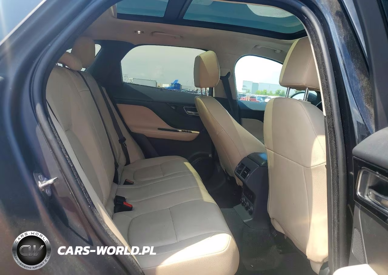 2019 Jaguar F-Pace Premium VIN:SADCJ2FX7KA391207 - 11