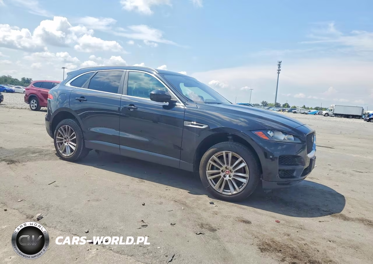 2019 Jaguar F-Pace Premium VIN:SADCJ2FX7KA391207 - 4