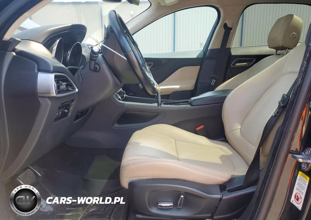 2019 Jaguar F-Pace Premium VIN:SADCJ2FX7KA391207 - 7
