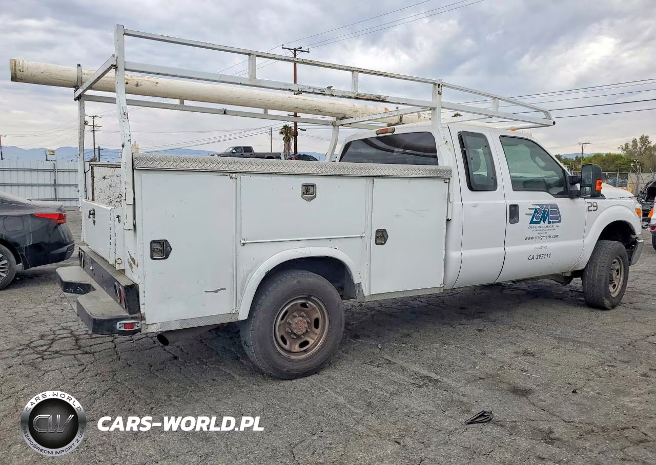 2011 Ford F250 Super Duty VIN:1FT7X2B63BEB96271 - 3