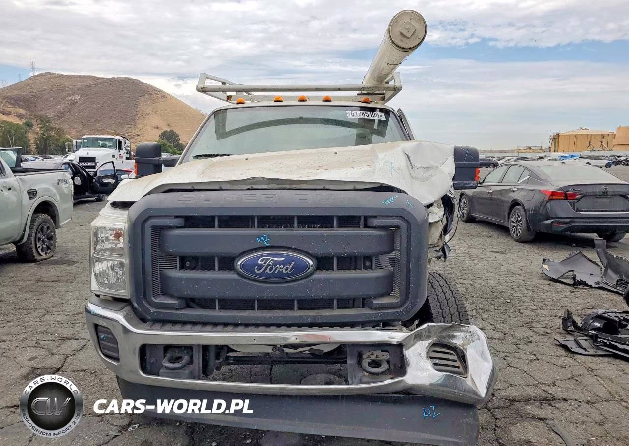 2011 Ford F250 Super Duty VIN:1FT7X2B63BEB96271 - 5