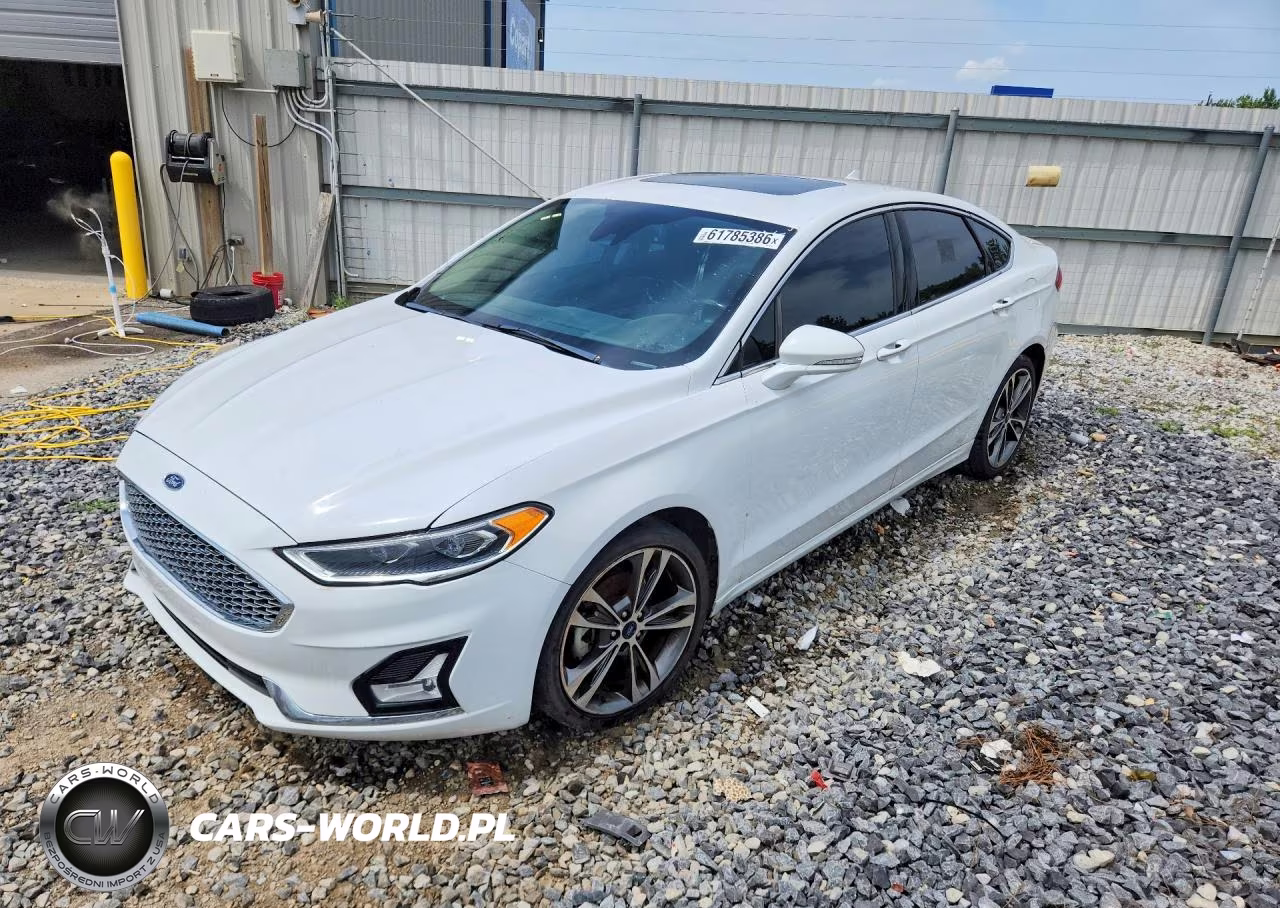 2020 Ford Fusion Titanium – zdjęcie 1 z 13