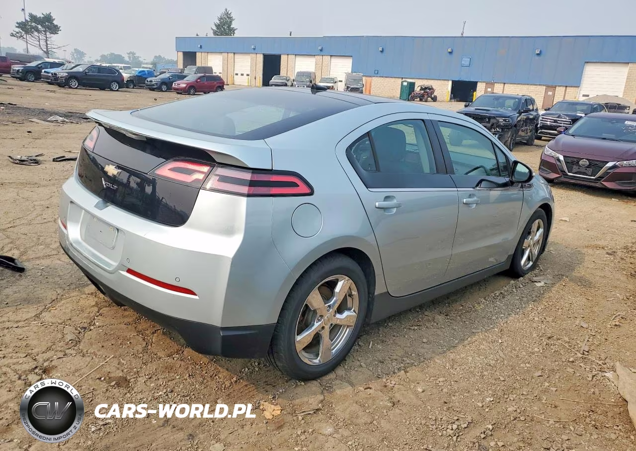 2011 Chevrolet Volt VIN:1G1RD6E4XBU101576 - 3