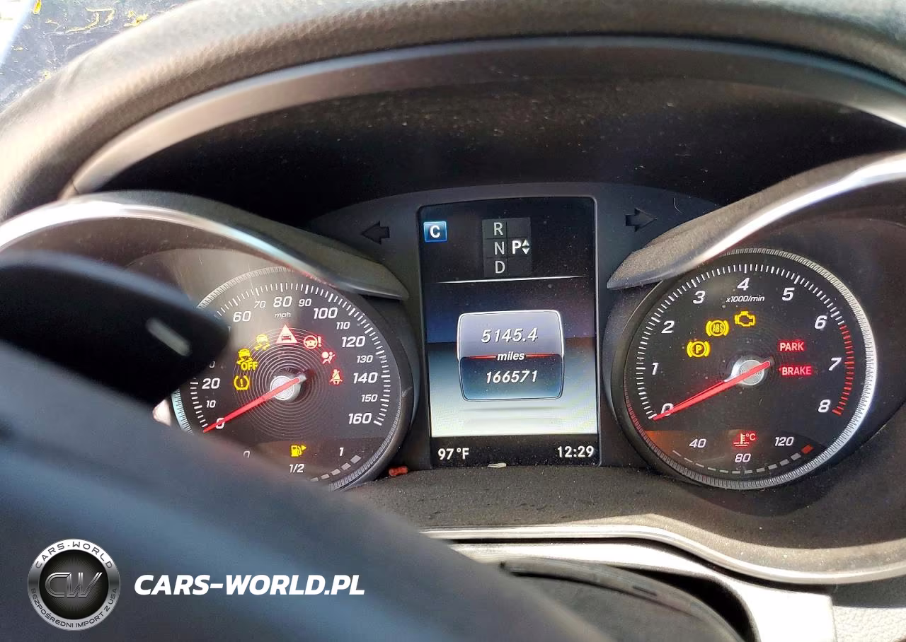 2017 Mercedes-Benz C 300 4Matic VIN:55SWF4KB3HU215995 - 9