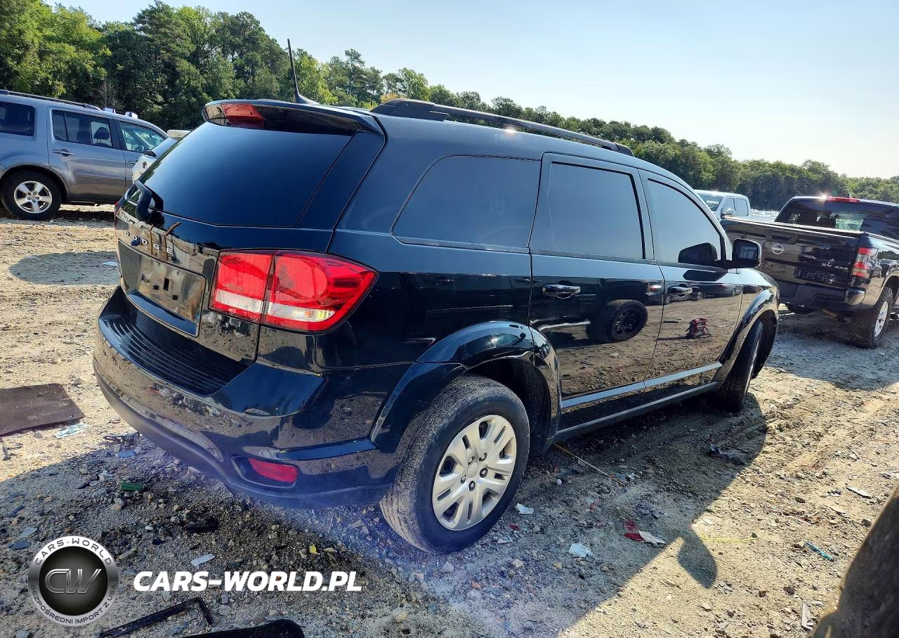 2019 Dodge Journey Se VIN:3C4PDCBB0KT774239 - 3