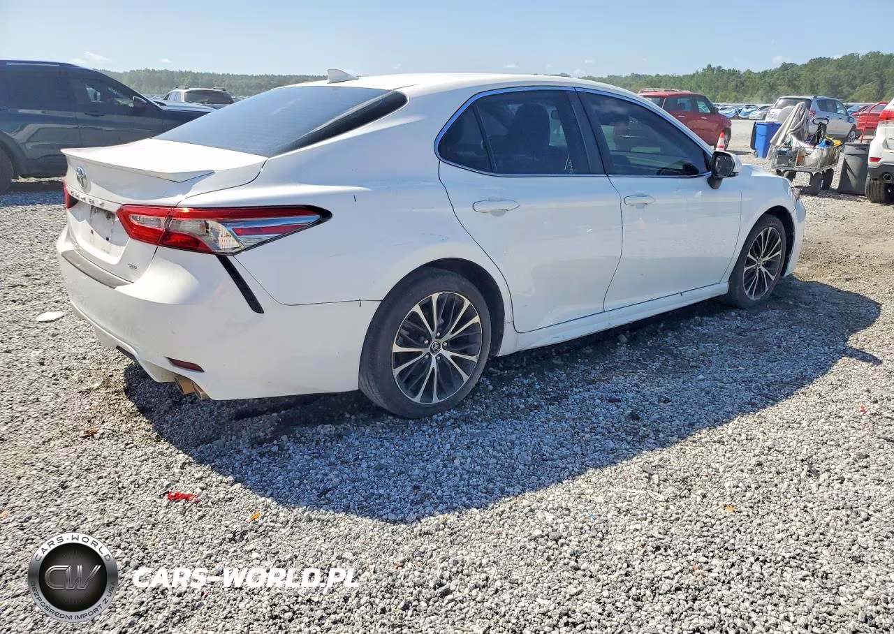 2019 Toyota Camry Se VIN:4T1B11HK7KU832881 - 3