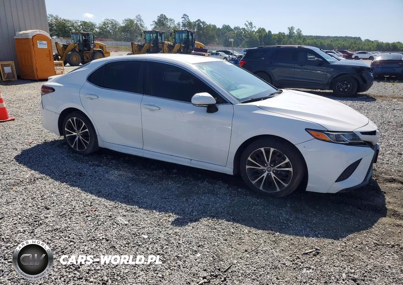 2019 Toyota Camry Se VIN:4T1B11HK7KU832881 - 4
