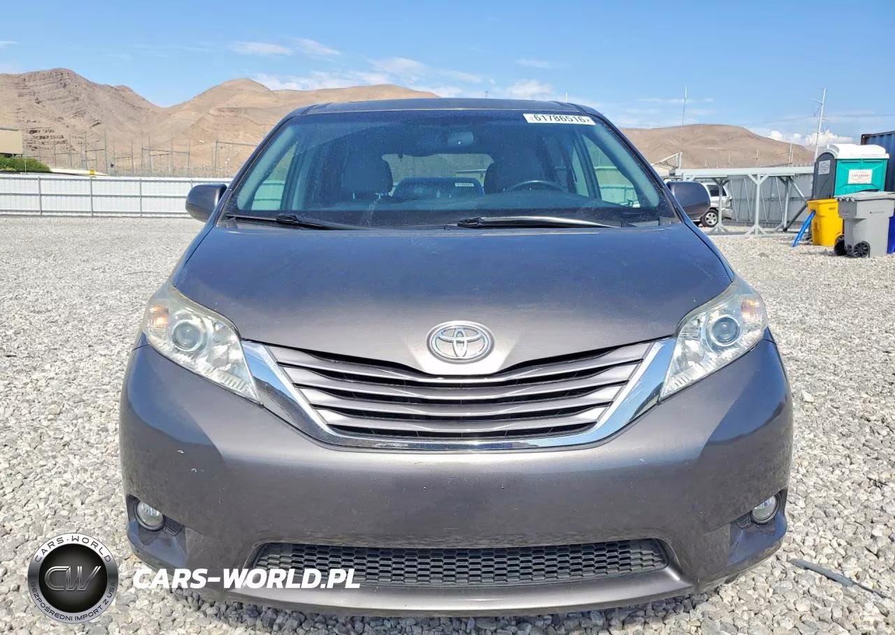 2017 Toyota Sienna Xle Premium 7-Passenger VIN:5TDDZ3DC1HS146767 - 5