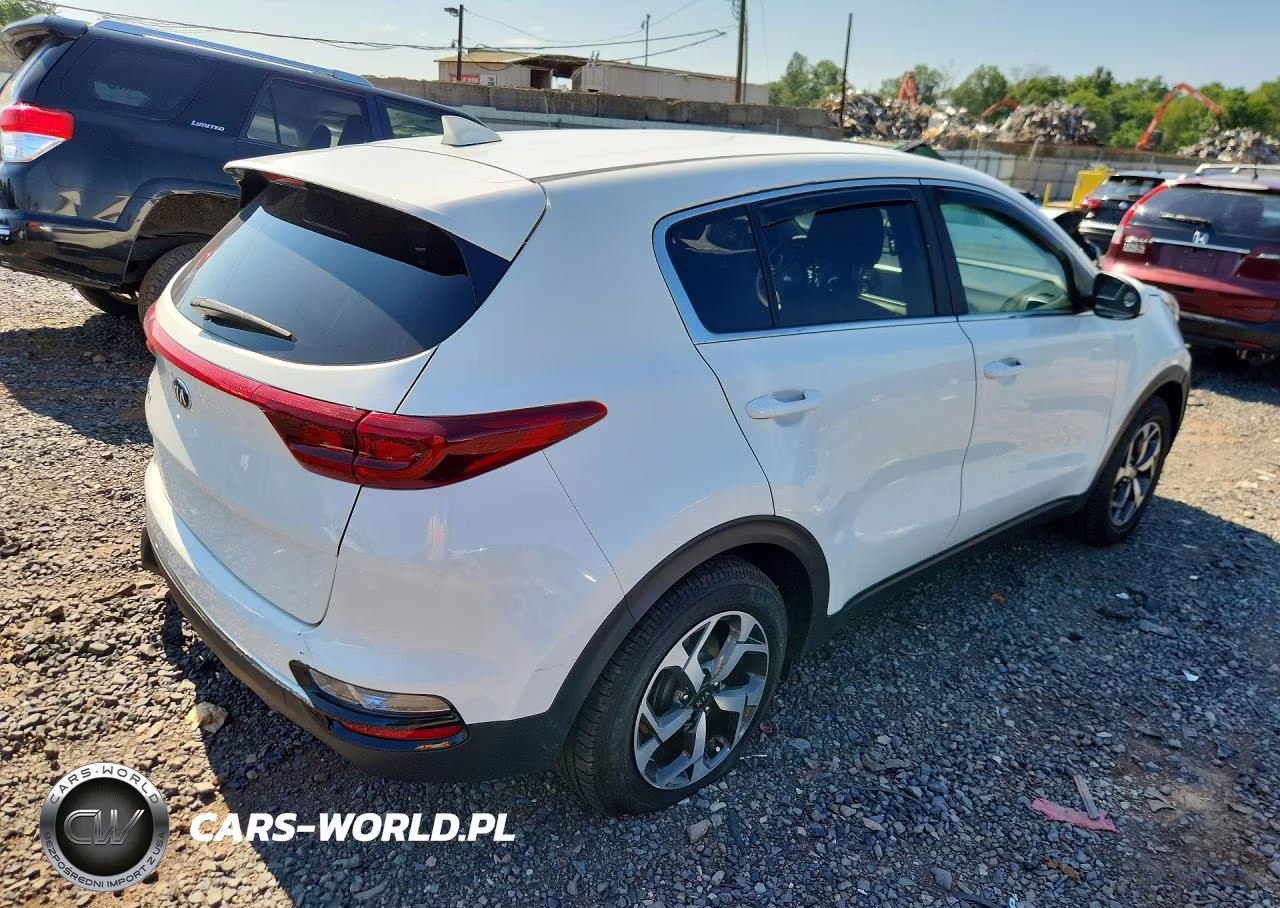 2020 Kia Sportage Lx VIN:KNDPMCAC8L7787918 - 3