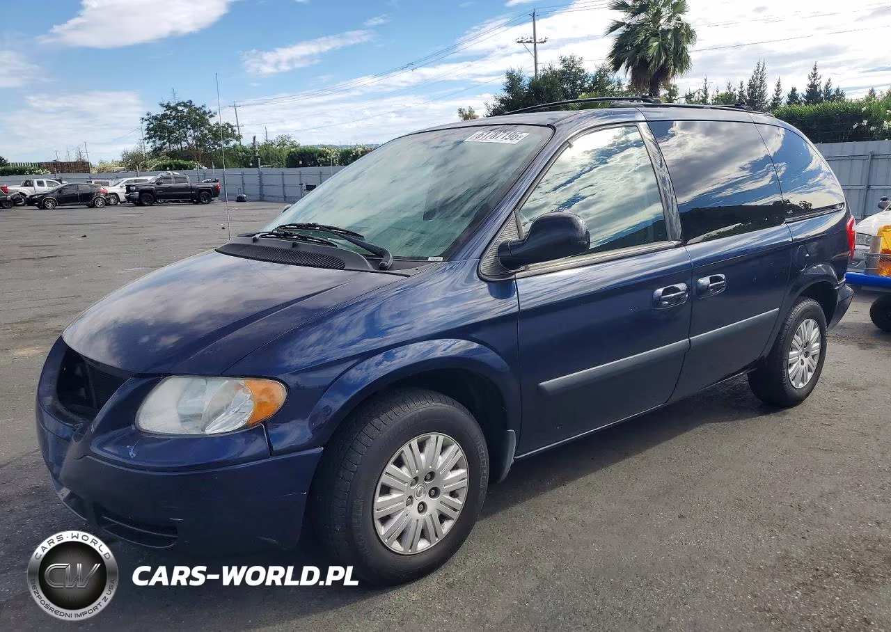 2005 Chrysler Town & Country