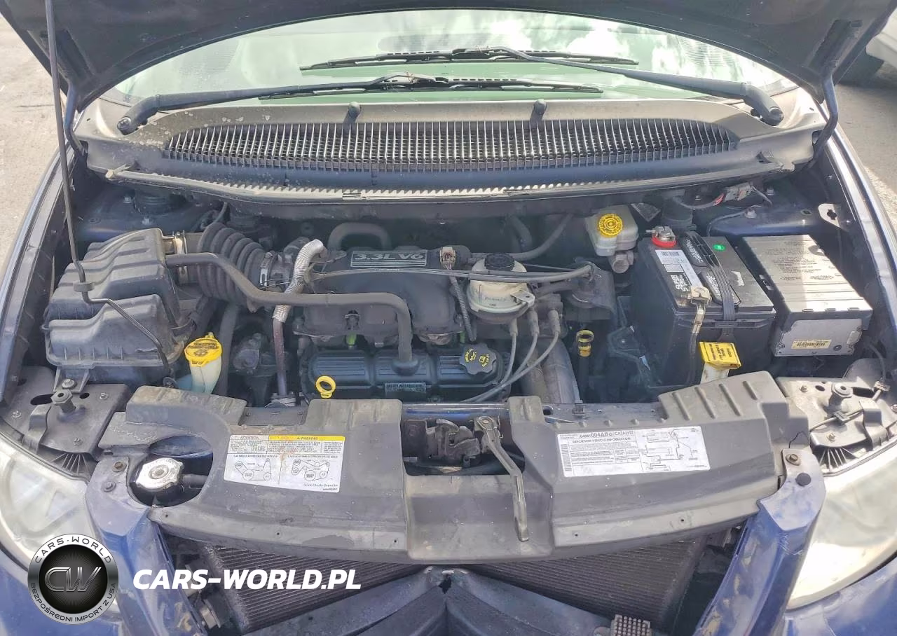 2005 Chrysler Town & Country VIN:1C4GP45R35B141150 - 12