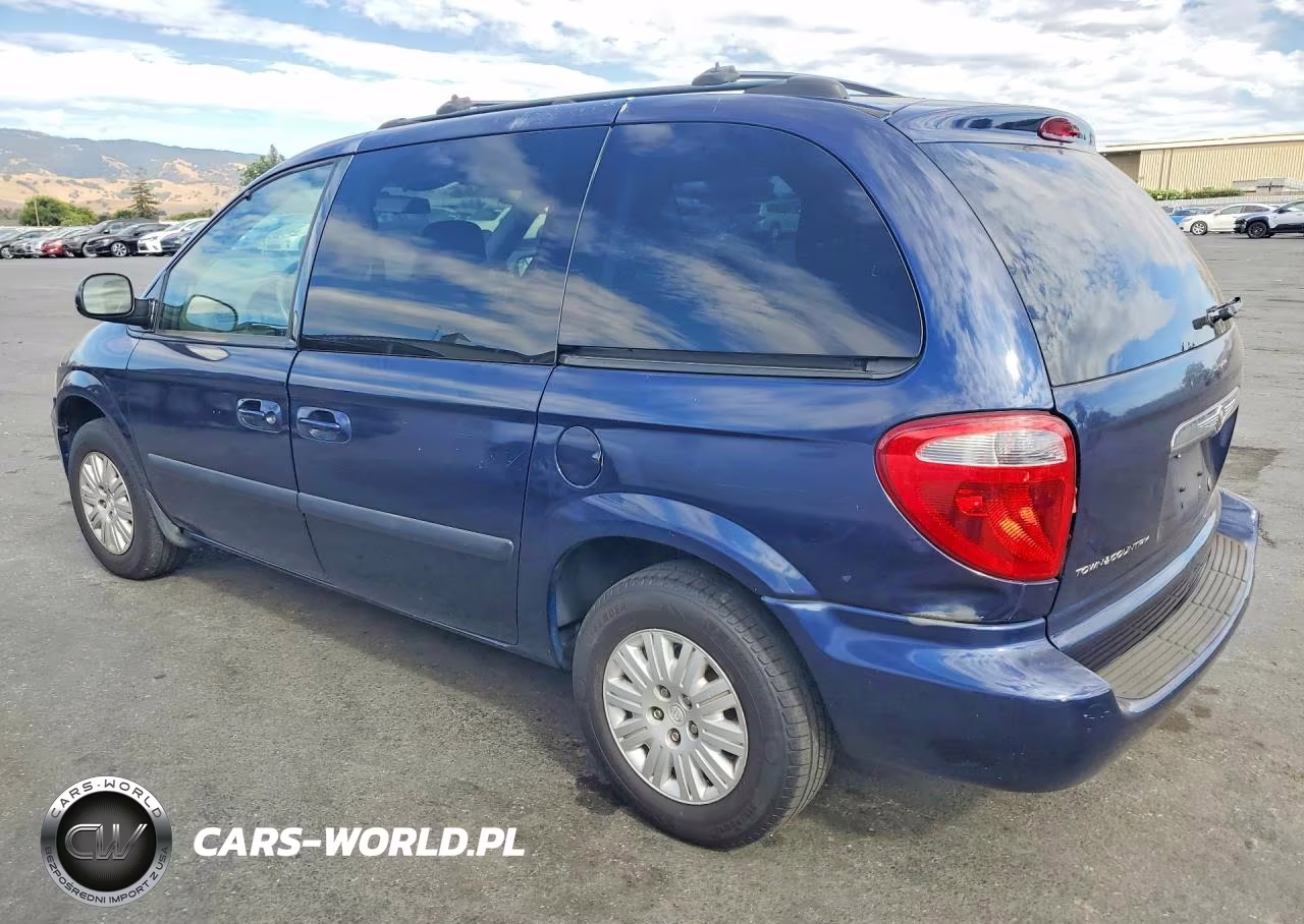 2005 Chrysler Town & Country VIN:1C4GP45R35B141150 - 2
