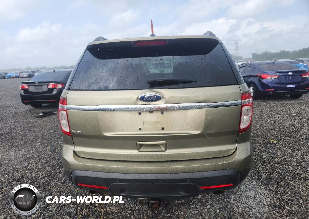 2012 Ford Explorer Xlt VIN:1FMHK7D8XCGA43242 - 6