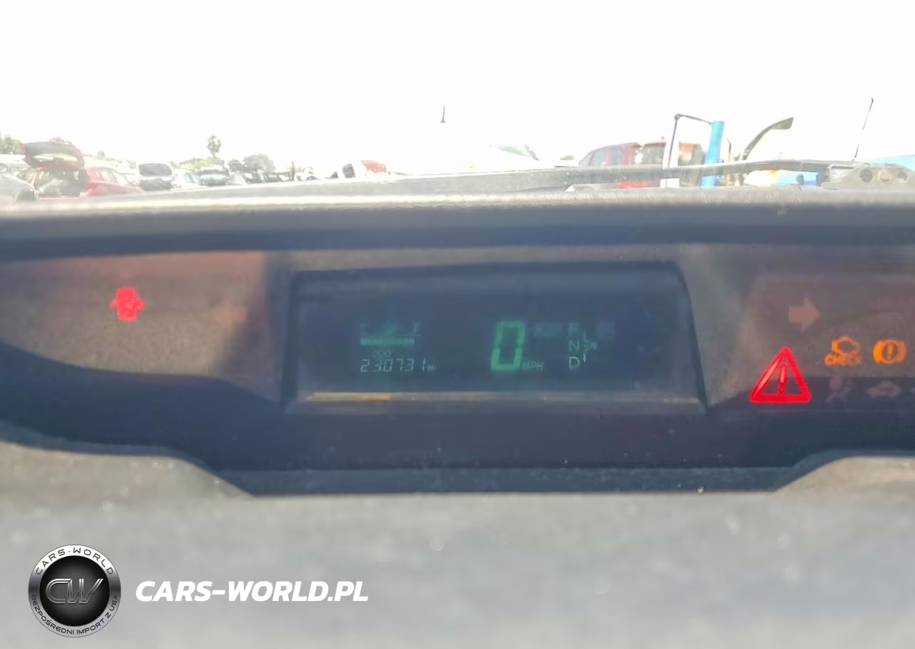2004 Toyota Prius Base VIN:JTDKB22U140036316 - 9