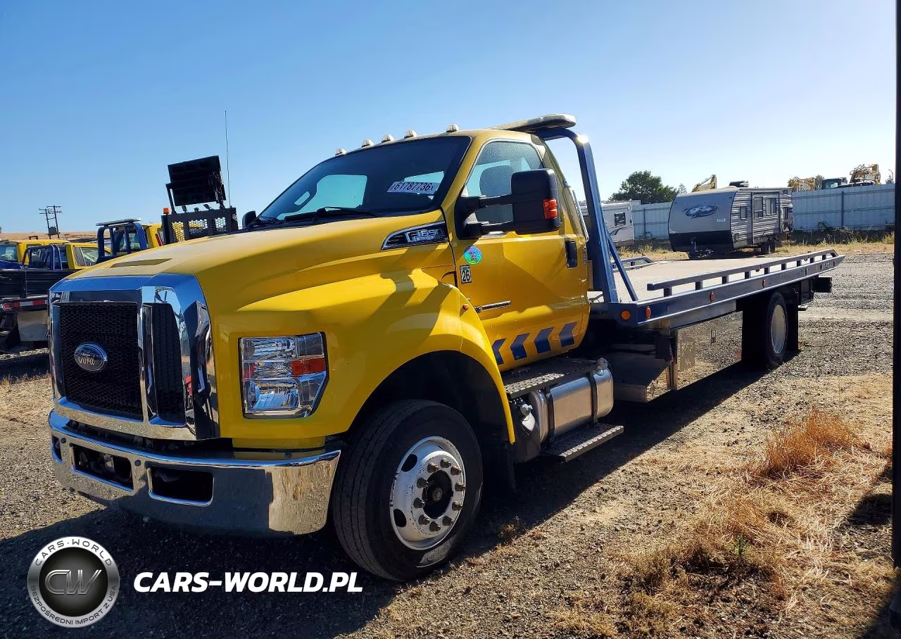 2022 Ford F650 Super Duty – zdjęcie 1 z 12