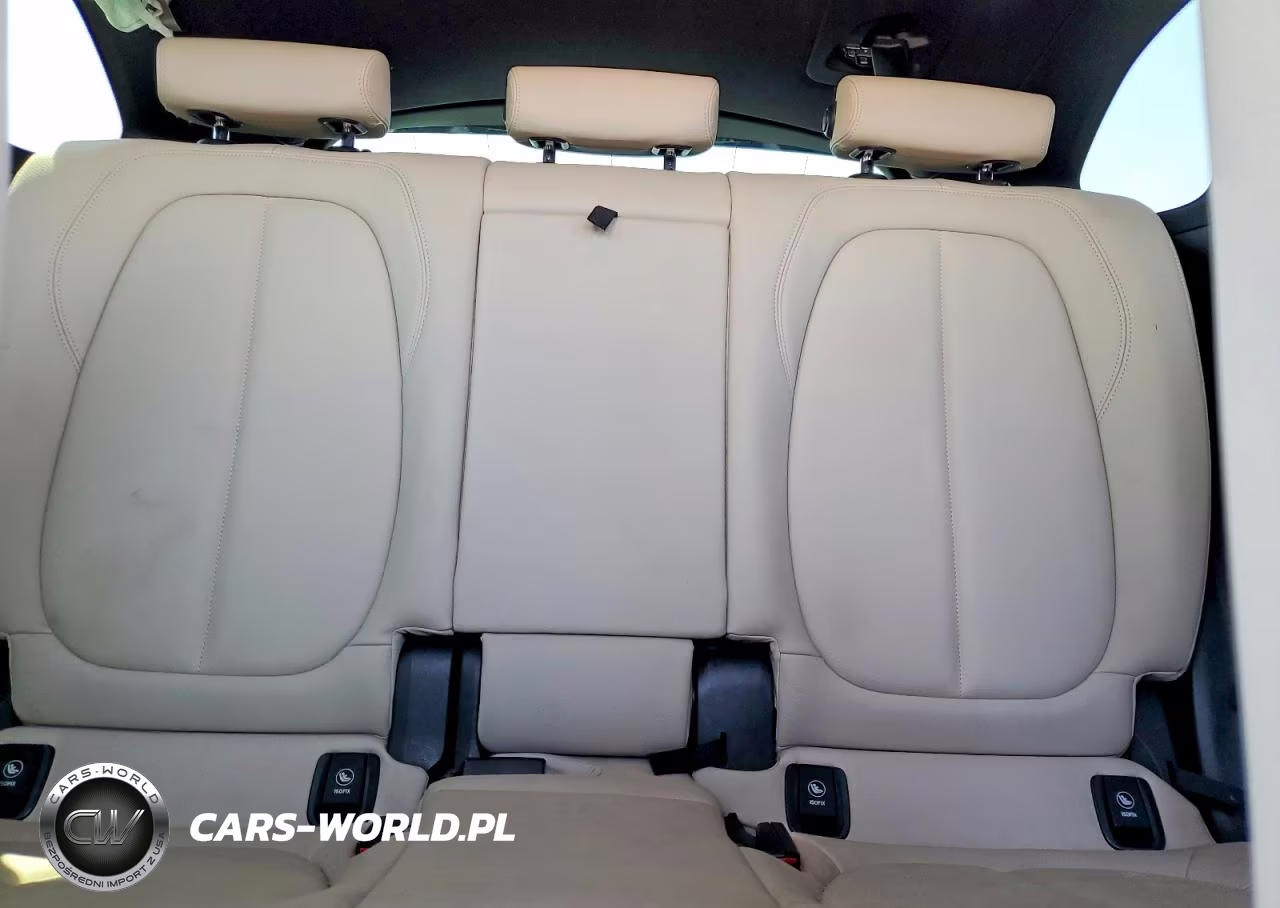 2020 BMW X1 Sdrive28I VIN:WBXJG7C04L5P50337 - 10
