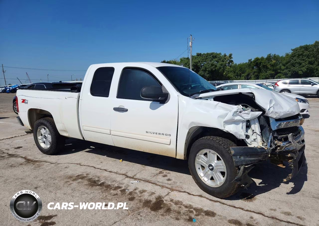 2011 Chevrolet Silverado Ltz VIN:1GCRKSE31BZ314156 - 4