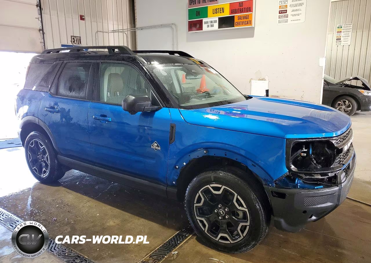 2025 Ford Bronco Sport Outer Banks VIN:3FMCR9CN7SRE53139 - 4