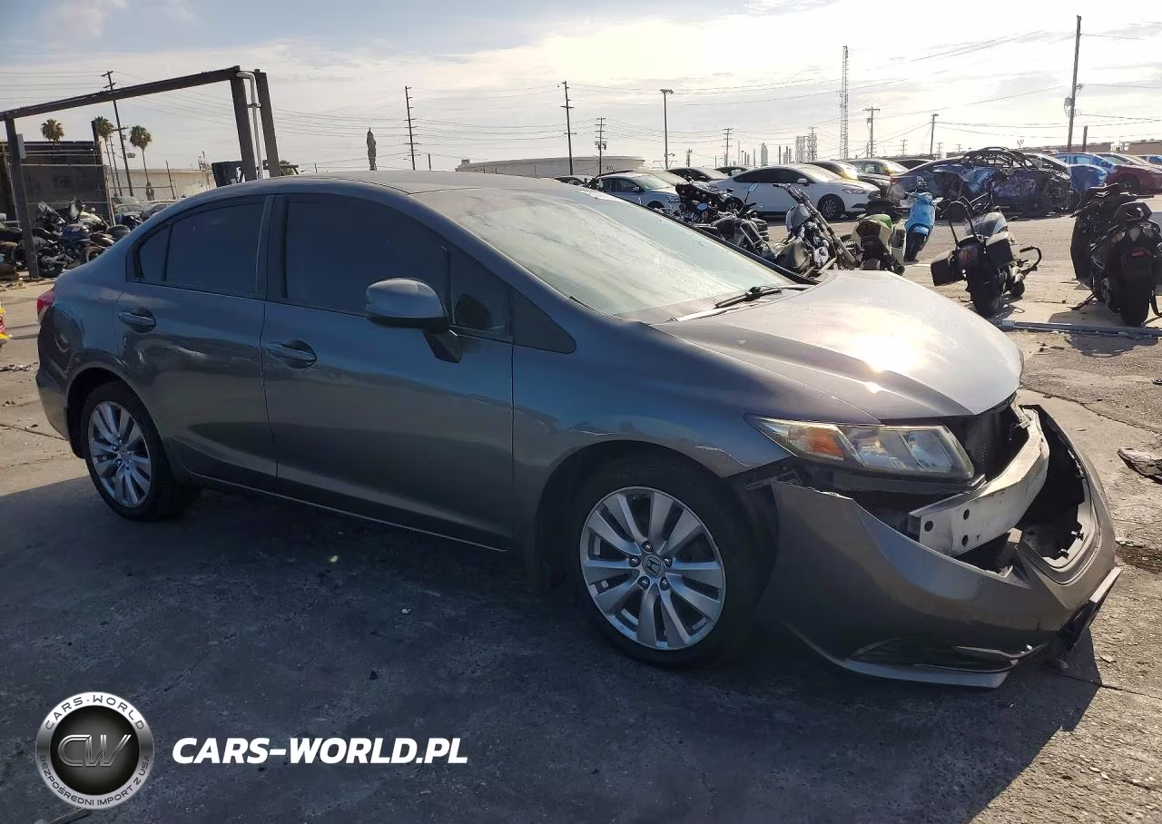 2013 Honda Civic Lx VIN:19XFB2F57DE242879 - 4