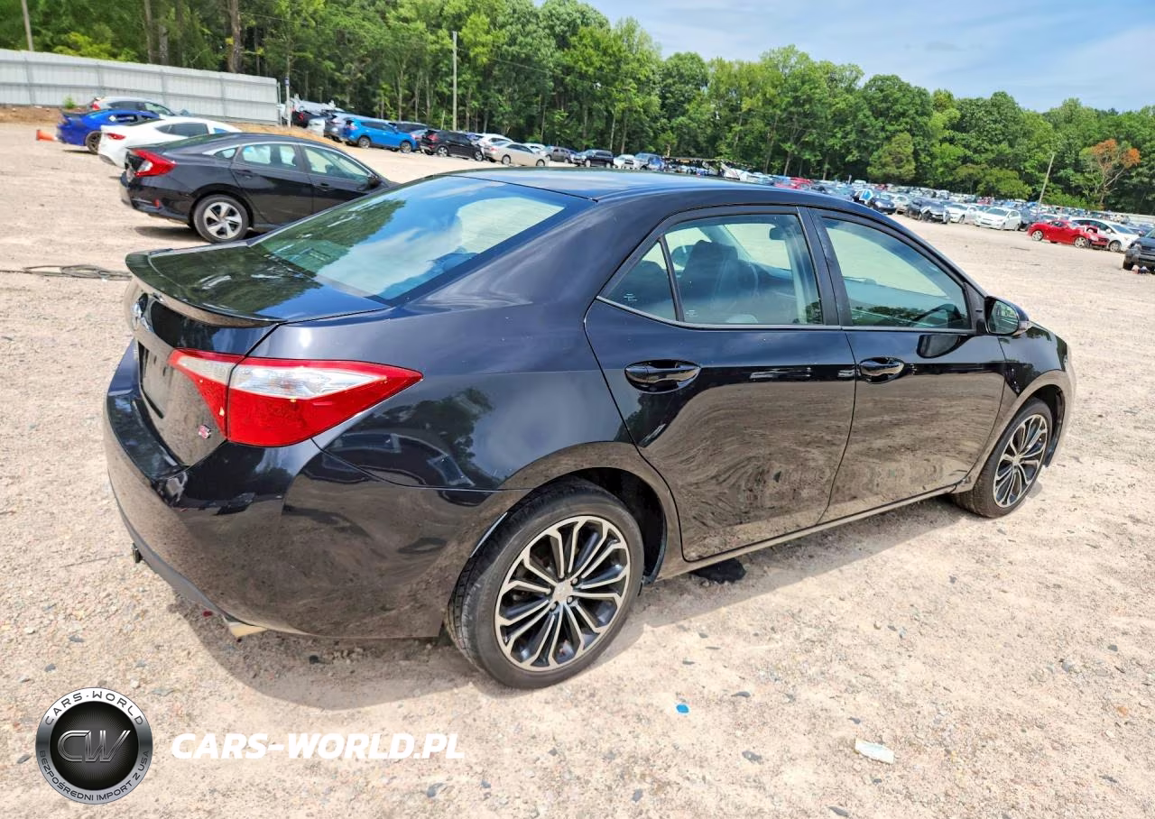 2015 Toyota Corolla S Plus VIN:5YFBURHE1FP278907 - 3