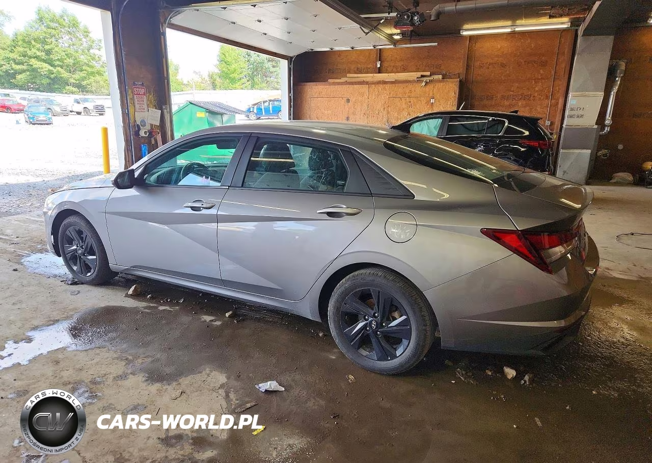 2023 Hyundai Elantra Sel VIN:KMHLM4AG8PU415697 - 2