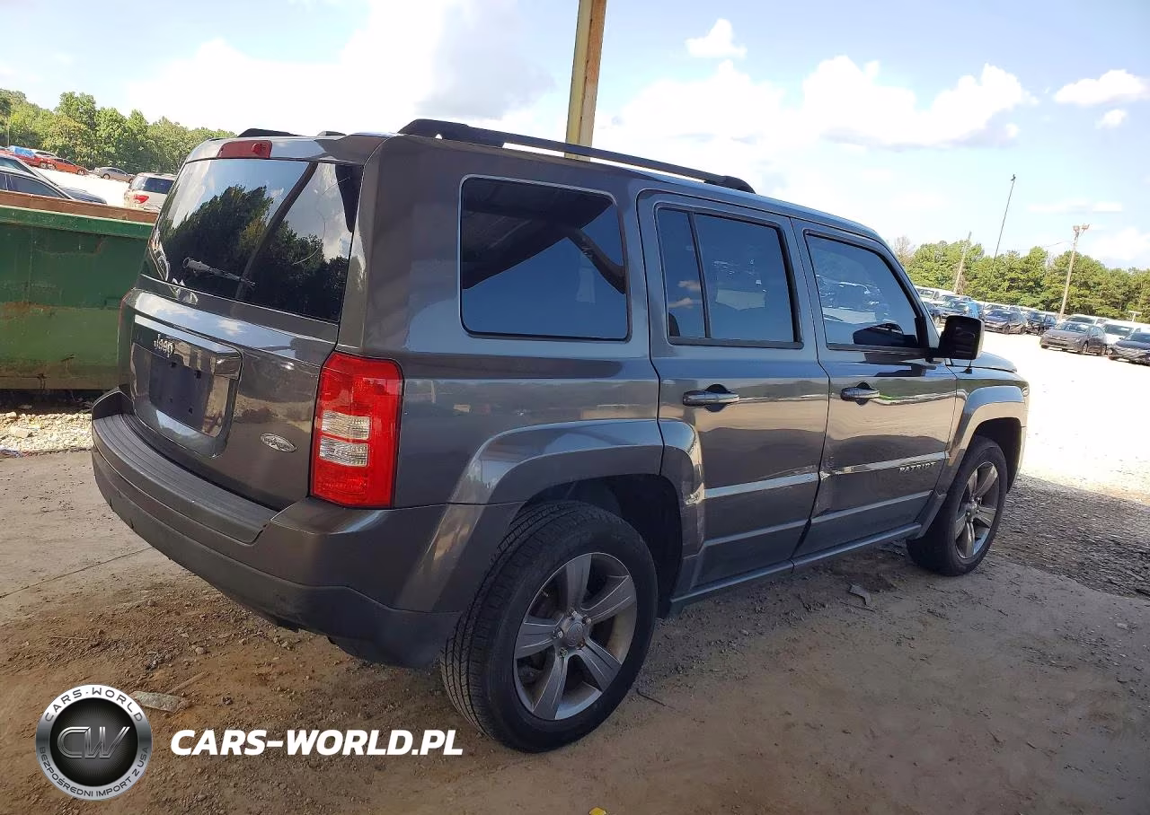 2015 Jeep Patriot Latitude VIN:1C4NJPFA6FD179335 - 3