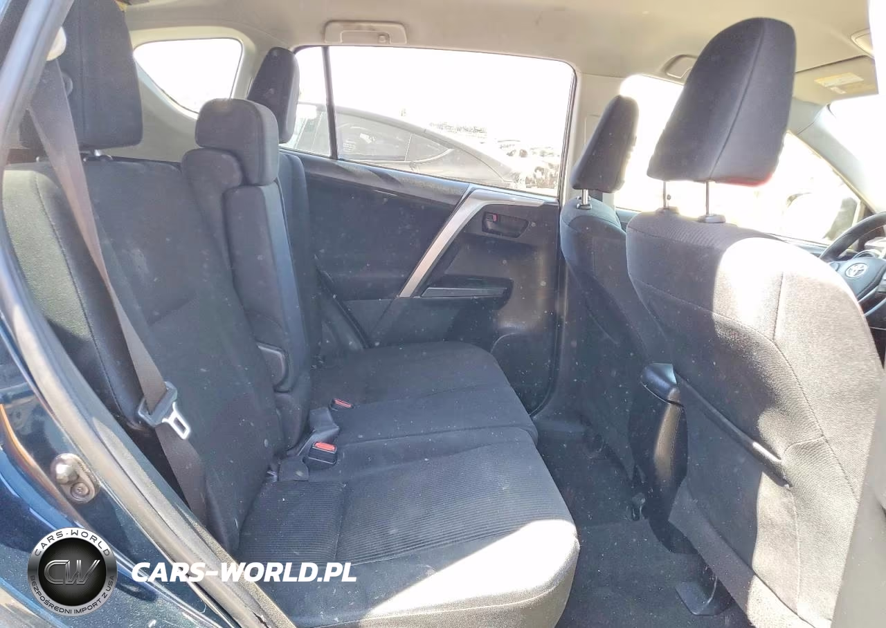 2018 Toyota Rav4 Le VIN:JTMZFREV6JJ724589 - 11
