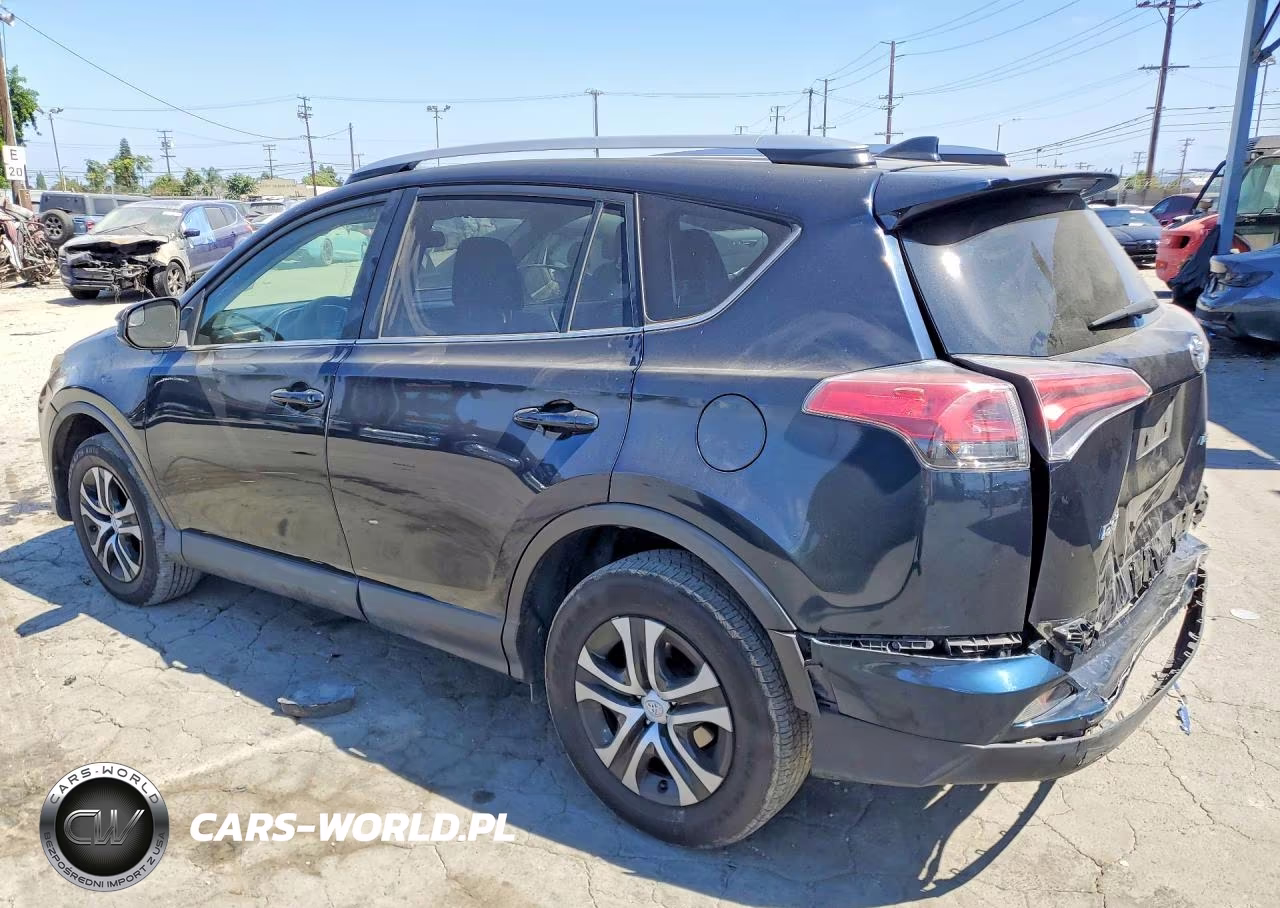 2018 Toyota Rav4 Le VIN:JTMZFREV6JJ724589 - 2