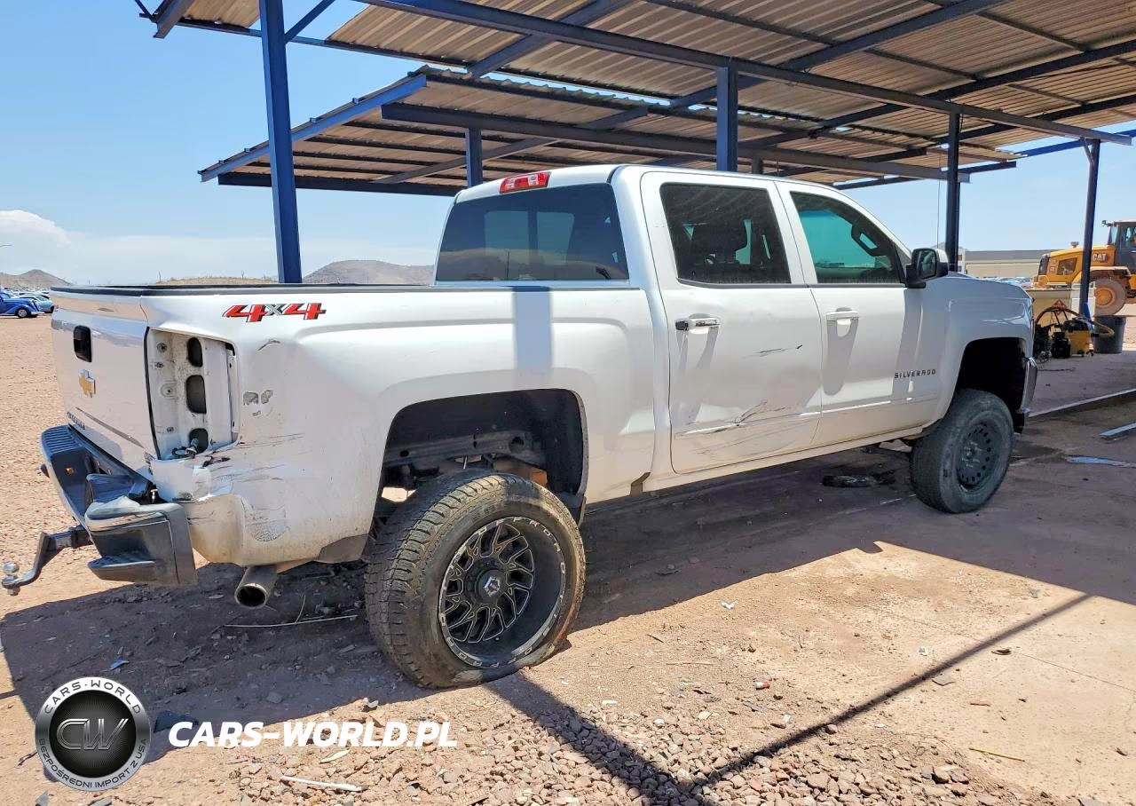 2018 Chevrolet Silverado K1500 Lt VIN:3GCUKREC8JG564091 - 3