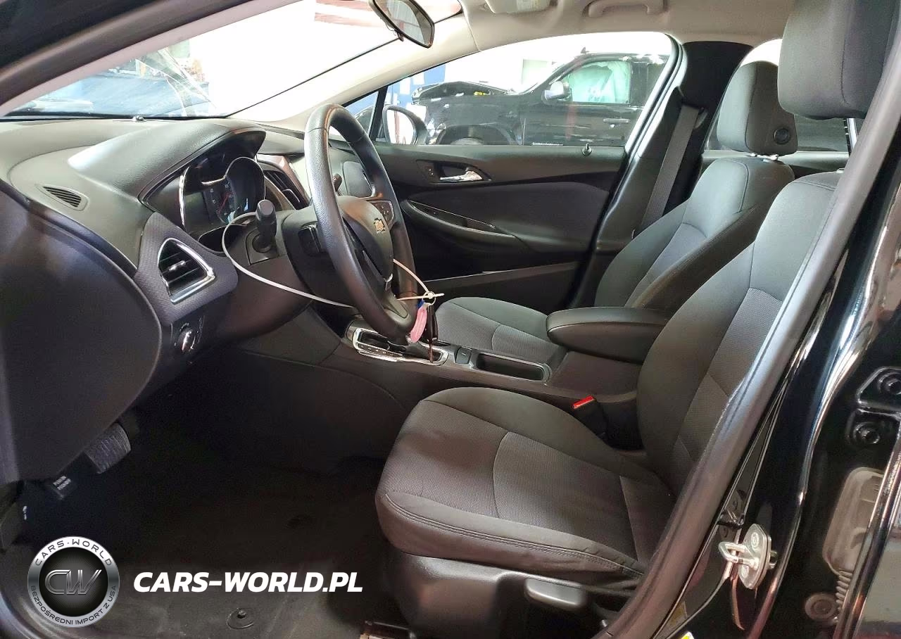 2018 Chevrolet Cruze Lt VIN:1G1BE5SM2J7169302 - 7