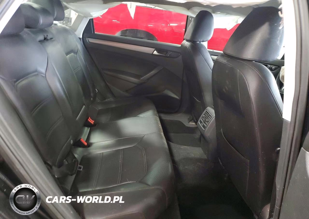 2015 Volkswagen Passat Se VIN:1VWBV7A38FC016317 - 10