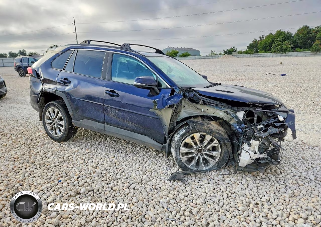 2023 Toyota Rav4 Xle Premium VIN:2T3C1RFV1PW265727 - 4