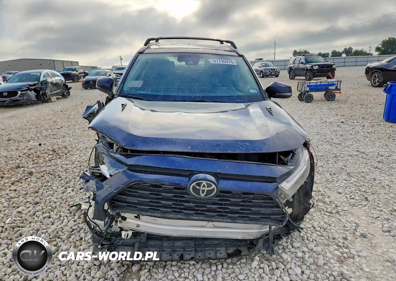 2023 Toyota Rav4 Xle Premium VIN:2T3C1RFV1PW265727 - 5