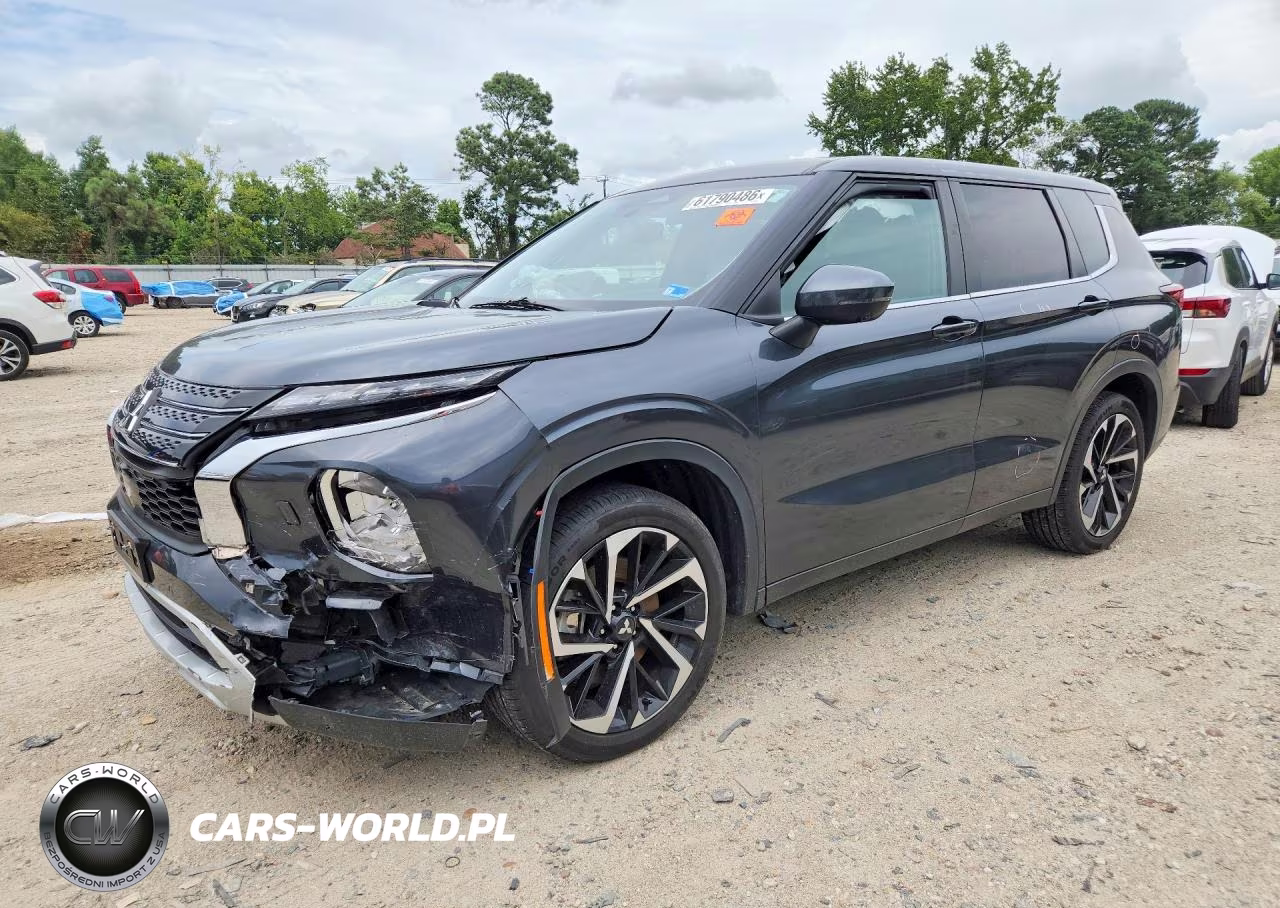 2024 Mitsubishi Outlander Se – zdjęcie 1 z 13