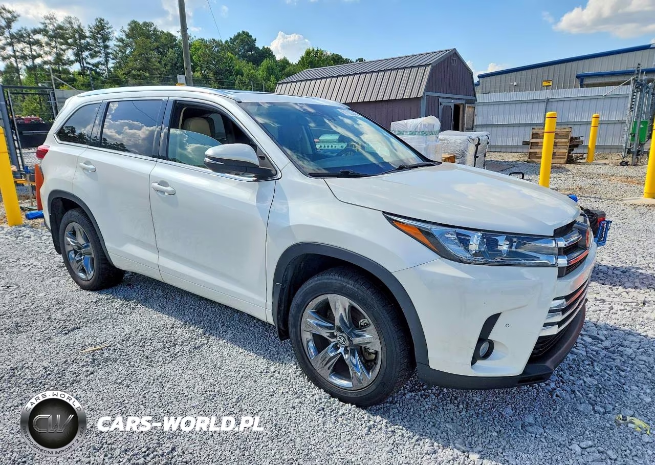 2018 Toyota Highlander Limited Platinum VIN:5TDDZRFH5JS848379 - 4