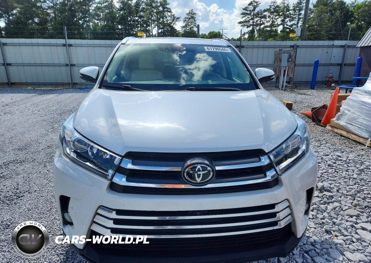 2018 Toyota Highlander Limited Platinum VIN:5TDDZRFH5JS848379 - 5