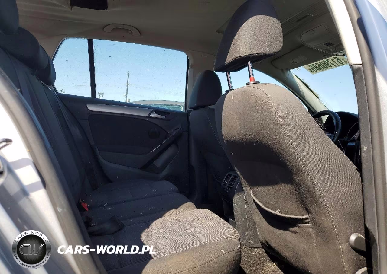 2014 Volkswagen Golf VIN:WVWDB7AJ4EW003273 - 10