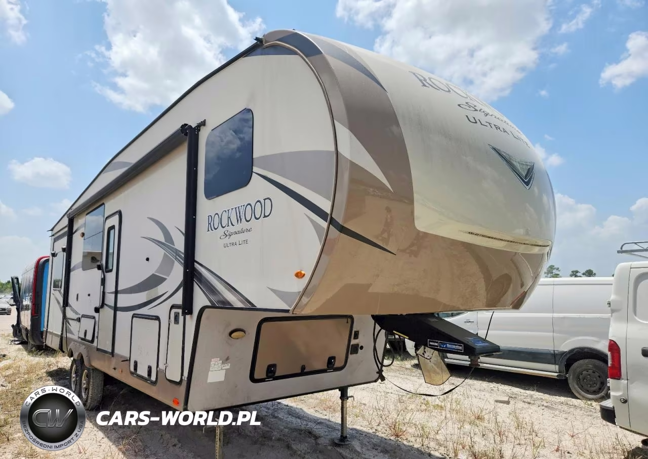 2018 Forest River Rockwood Camper