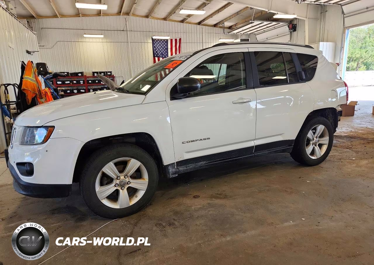 2015 Jeep Compass Sport VIN:1C4NJDBB8FD240245 - 1