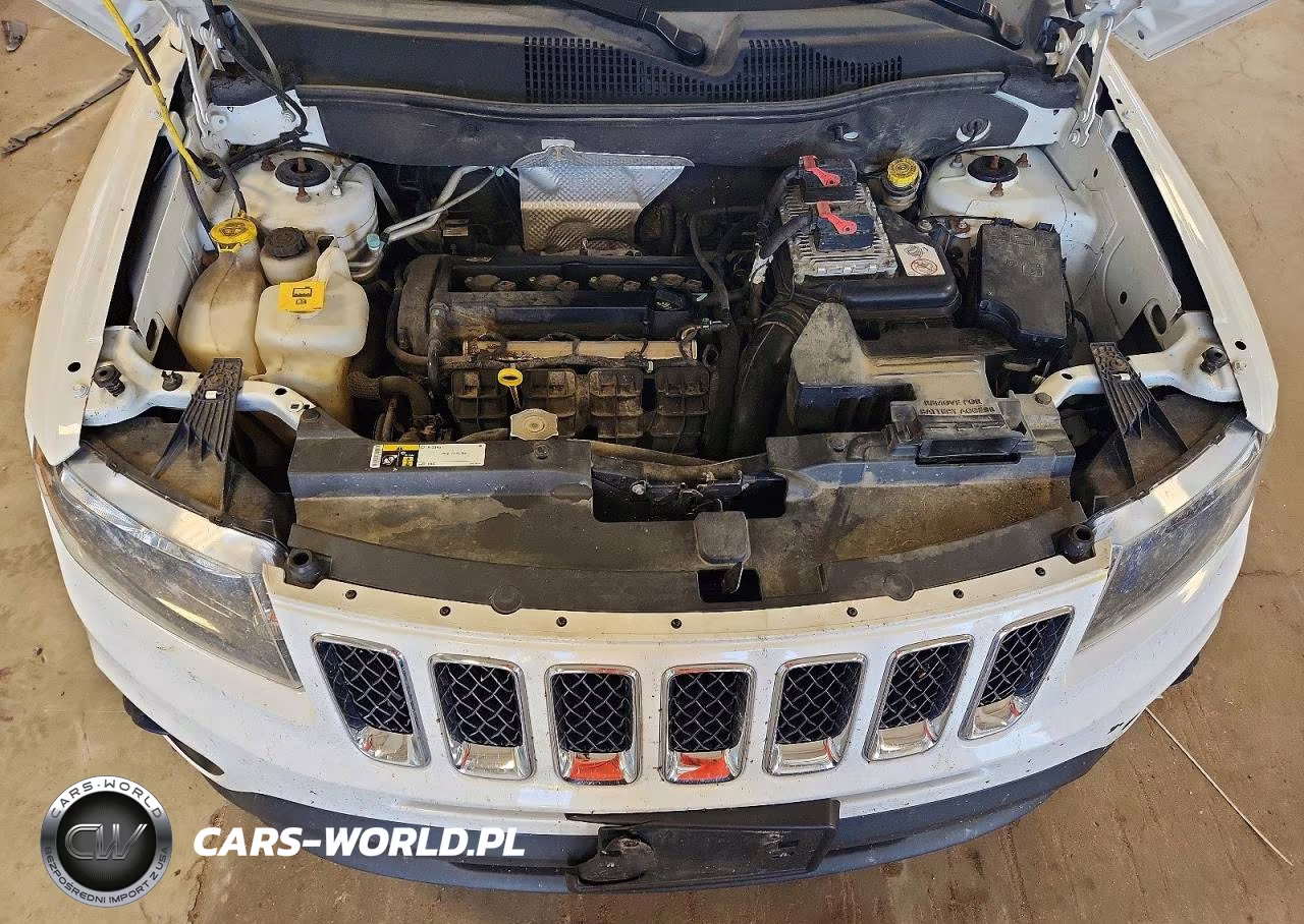 2015 Jeep Compass Sport VIN:1C4NJDBB8FD240245 - 12
