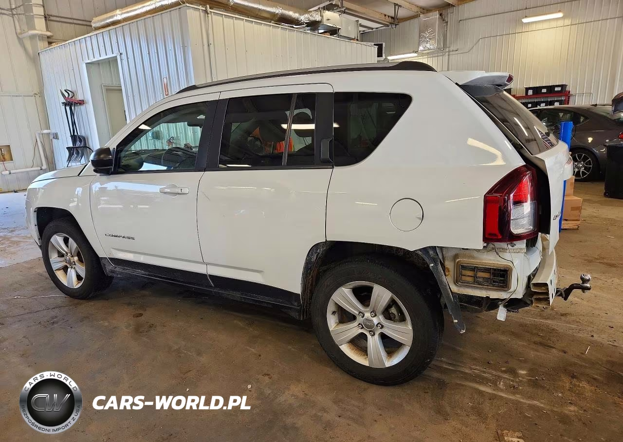 2015 Jeep Compass Sport VIN:1C4NJDBB8FD240245 - 2