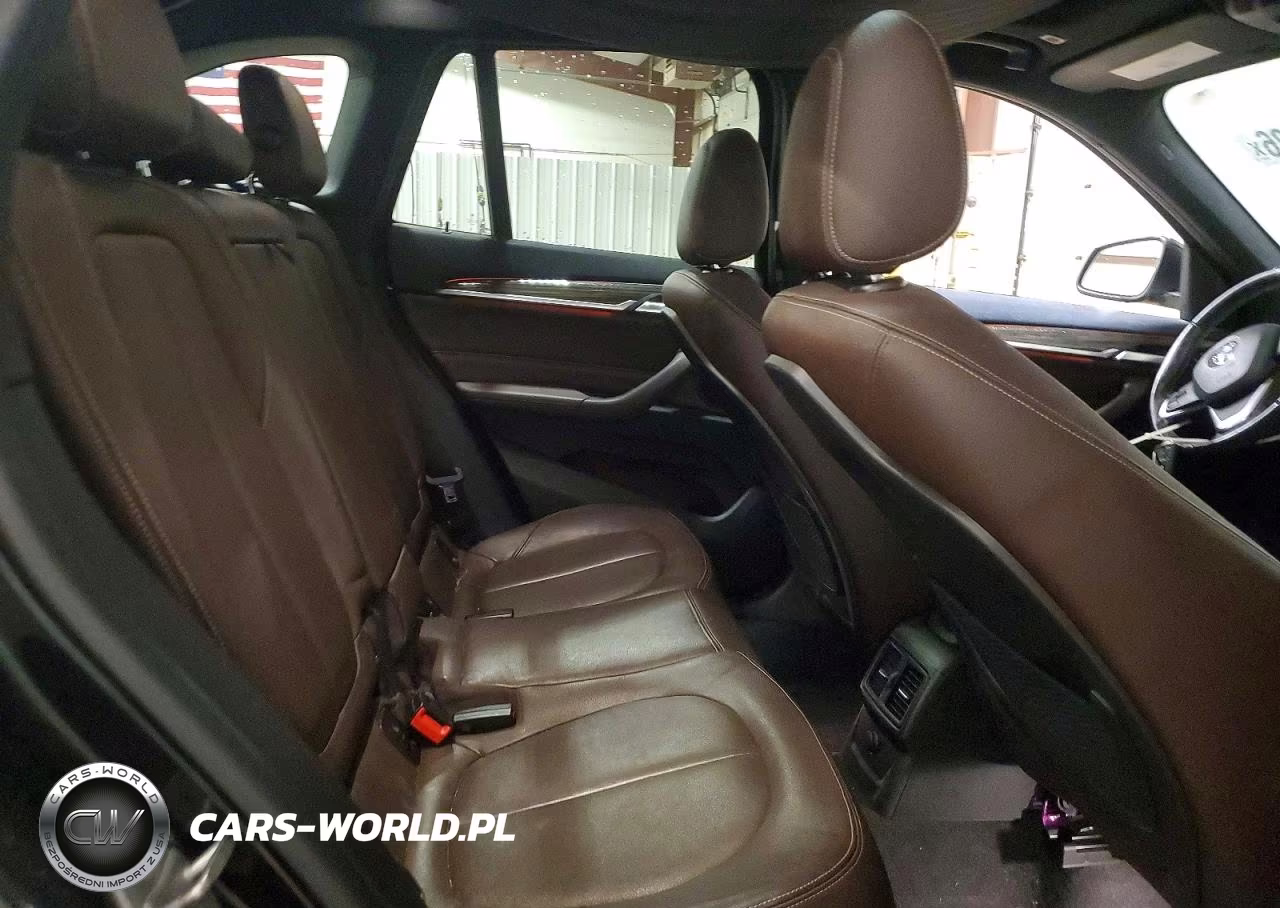 2016 BMW X1 xDrive28I VIN:WBXHT3C31GP883886 - 11