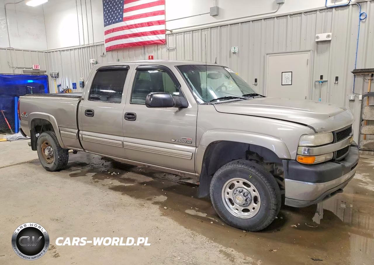 2002 Chevrolet Silverado K2500 Heavy Duty VIN:1GCHK23102F155452 - 4
