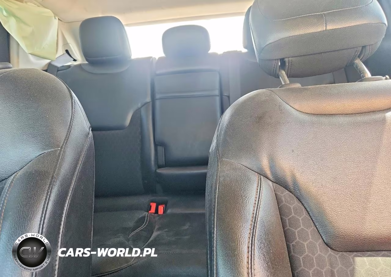 2018 Jeep Compass Latitude VIN:3C4NJDBB8JT481449 - 10