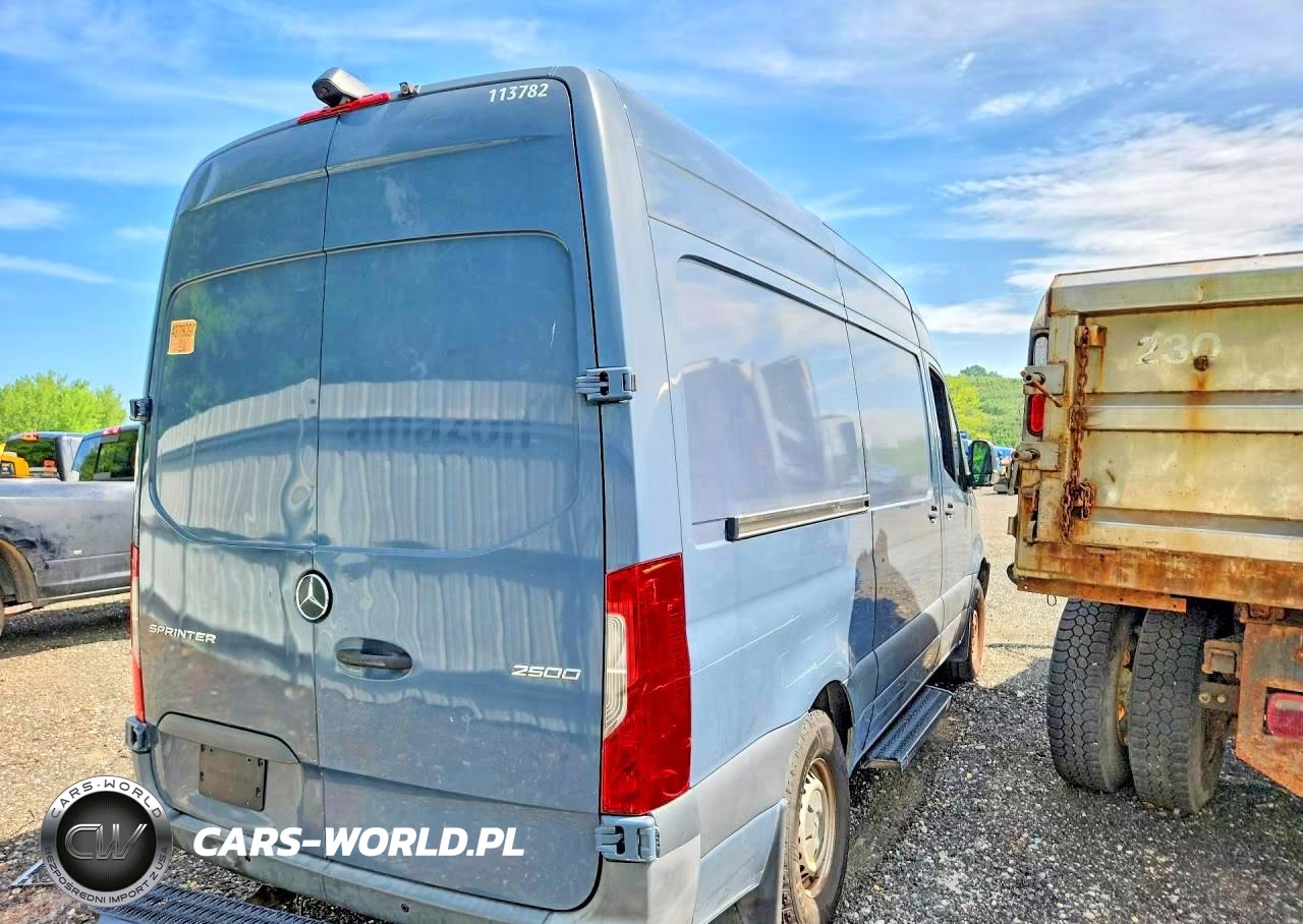 2019 Mercedes-Benz Sprinter 2500-3500 VIN:WD4PF0CD9KP091118 - 3