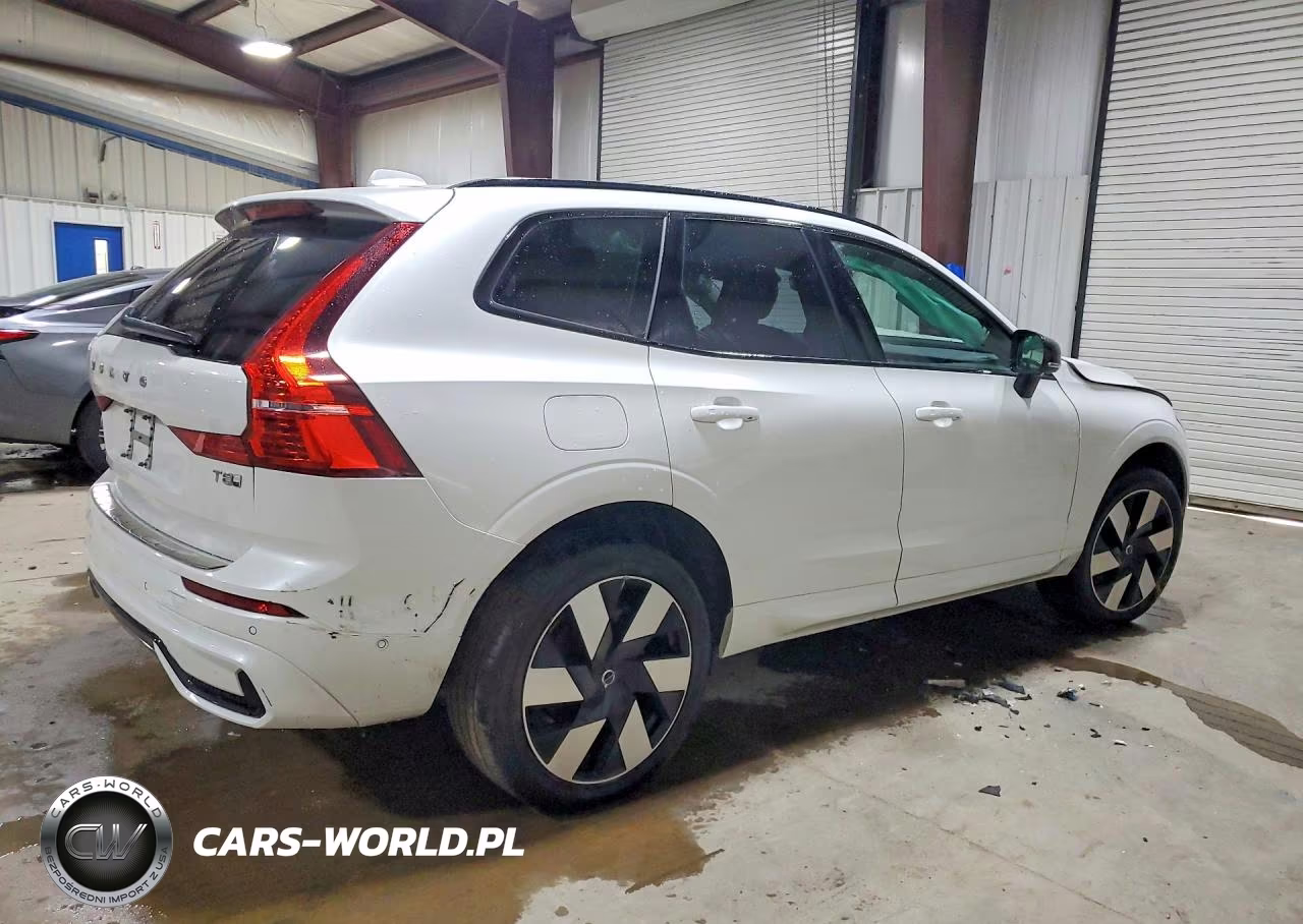 2025 Volvo Xc60 Plus VIN:YV4H60RC2S1109360 - 3